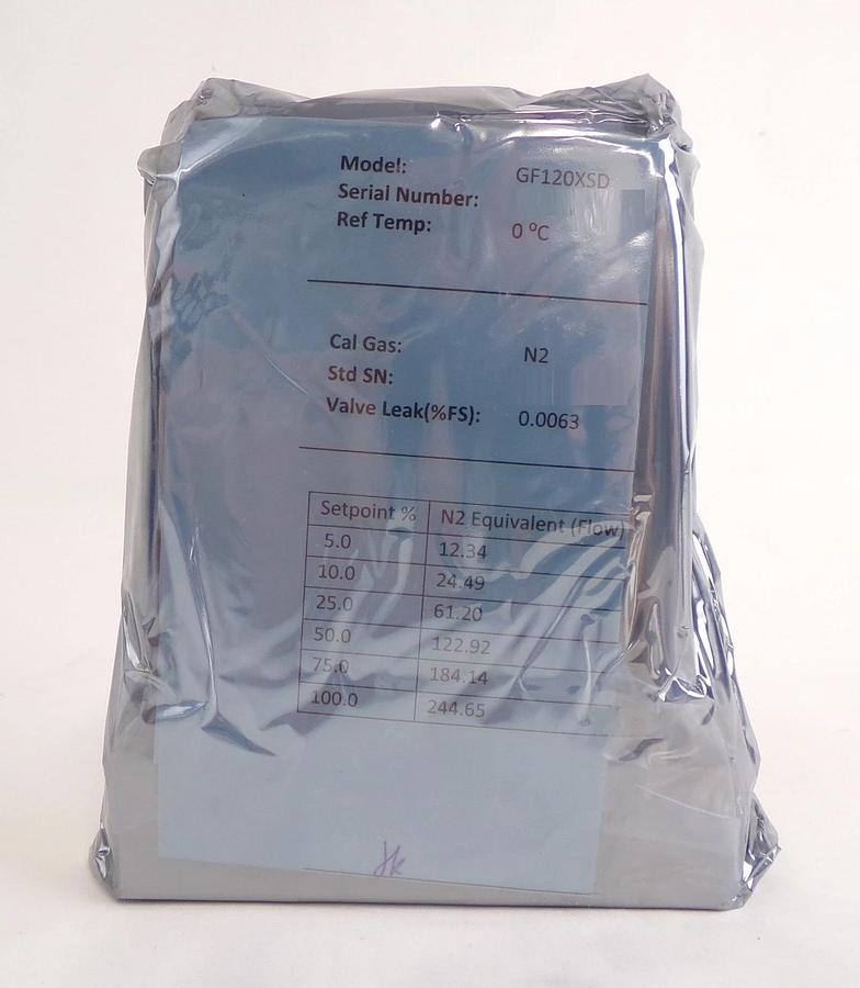 Brooks Instrument GFEVAL-544040 Mass Flow Controller MFC 50 SCCM C4F6 New