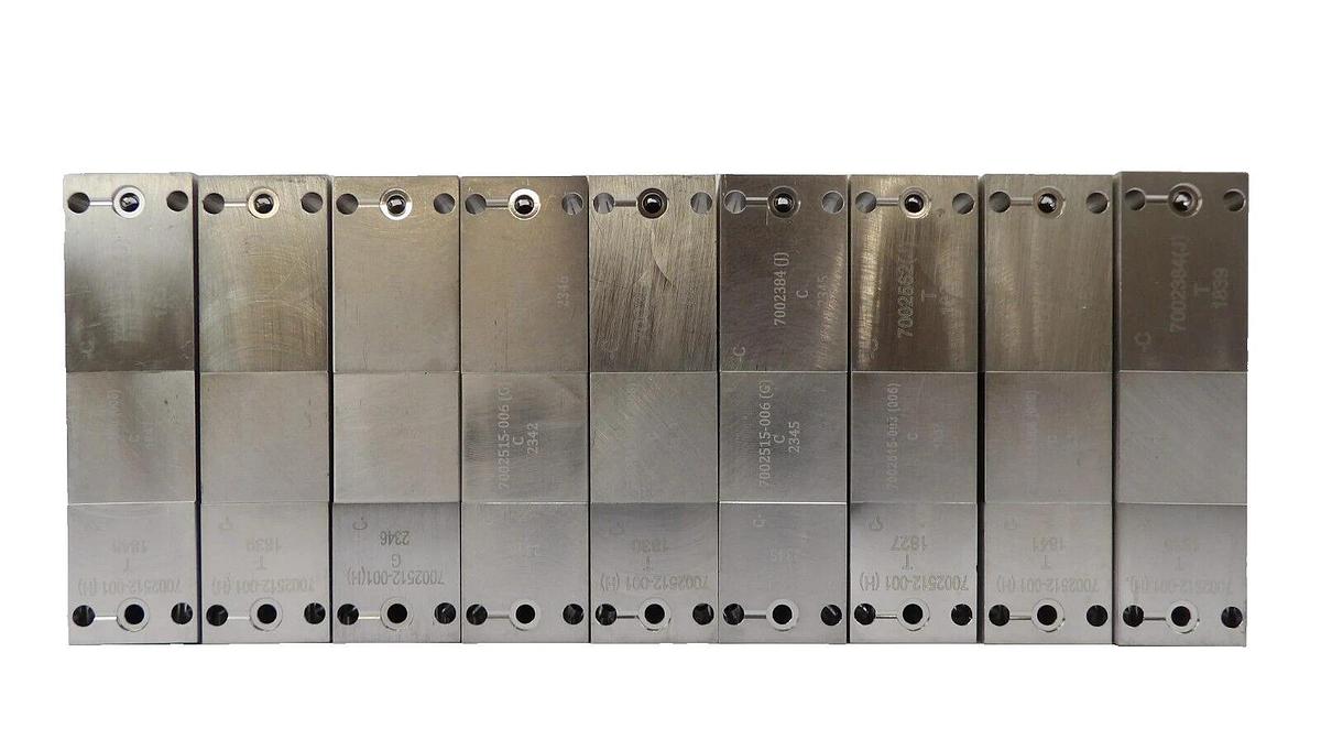 Used Brooks Instrument GF125CXXC Mass Flow Controller MFC Lot of 9 Working Surplus