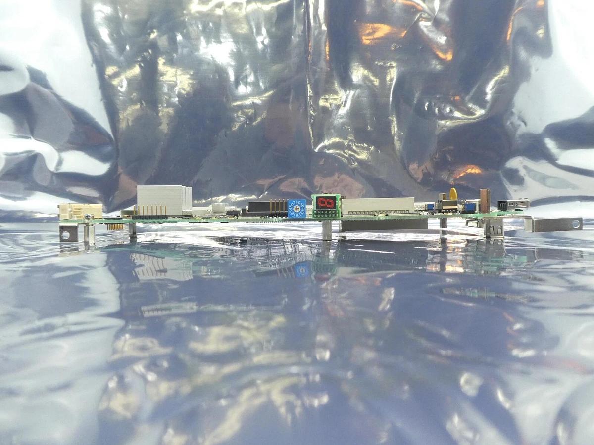 Used Yaskawa Electric SGDR-AXC01B-E Robot Controller PCB F353660-1 Working Surplus