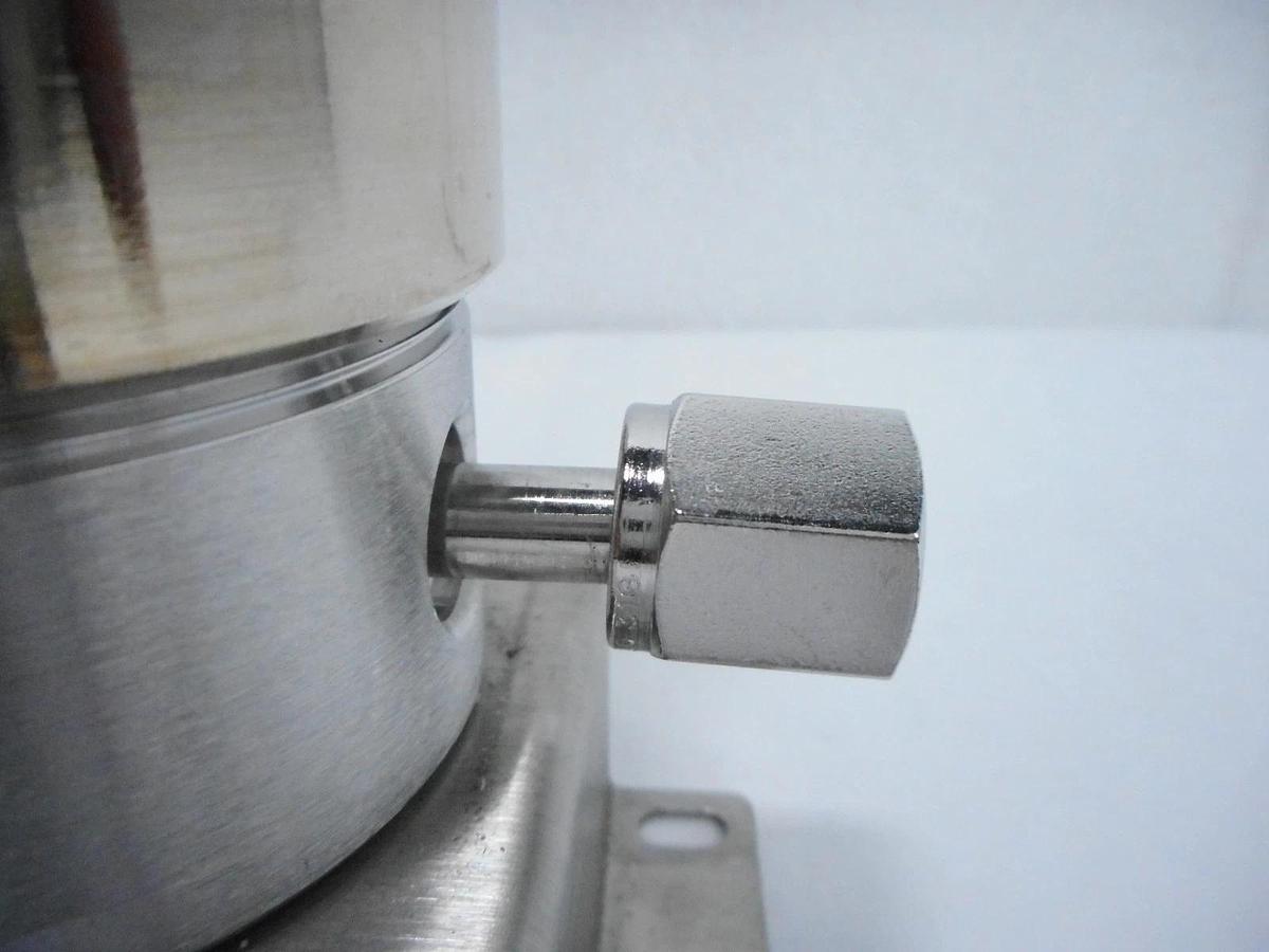 Used Parker 45200332EV Manual Regulator Valve SQ420E-502PFSFM4.48PMEV Used Working