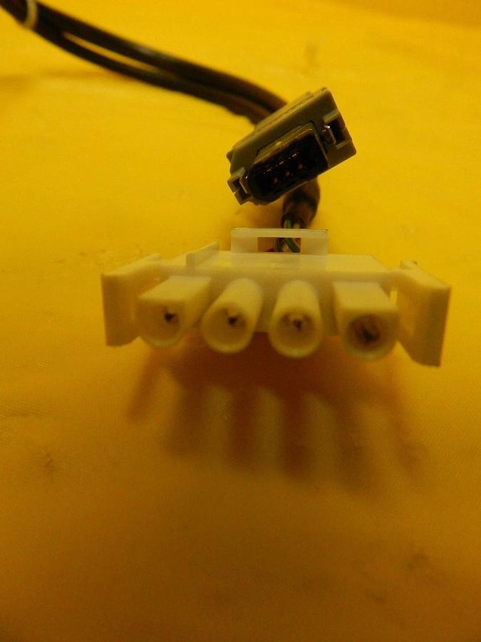 Used Omron R88M-W20030T-S2 AC Servo Motor Used Working