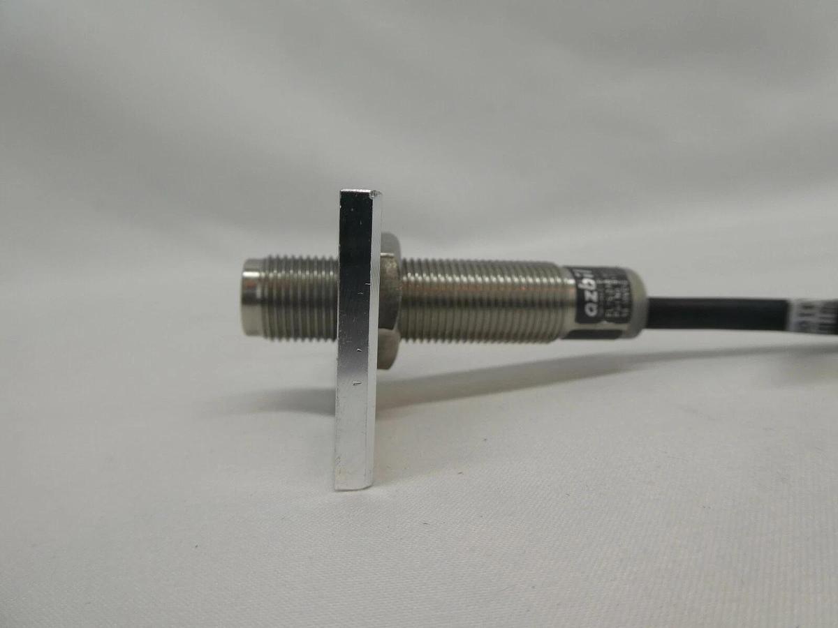 Used Yamatake 910024 Azbil Proximity Switch FL7S-2A6-901 Nikon NSR FX-601F Working