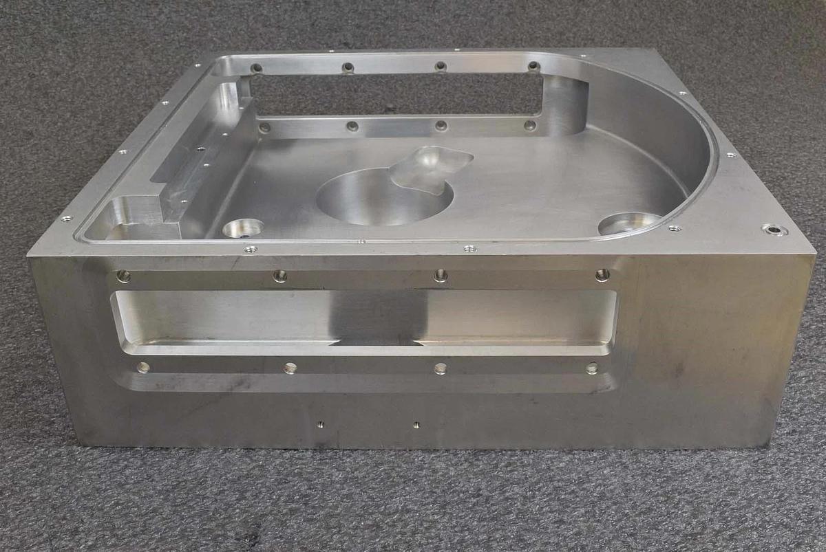 Used Lam Research 715-11204-001 Load Lock Chamber Body Spare Surplus