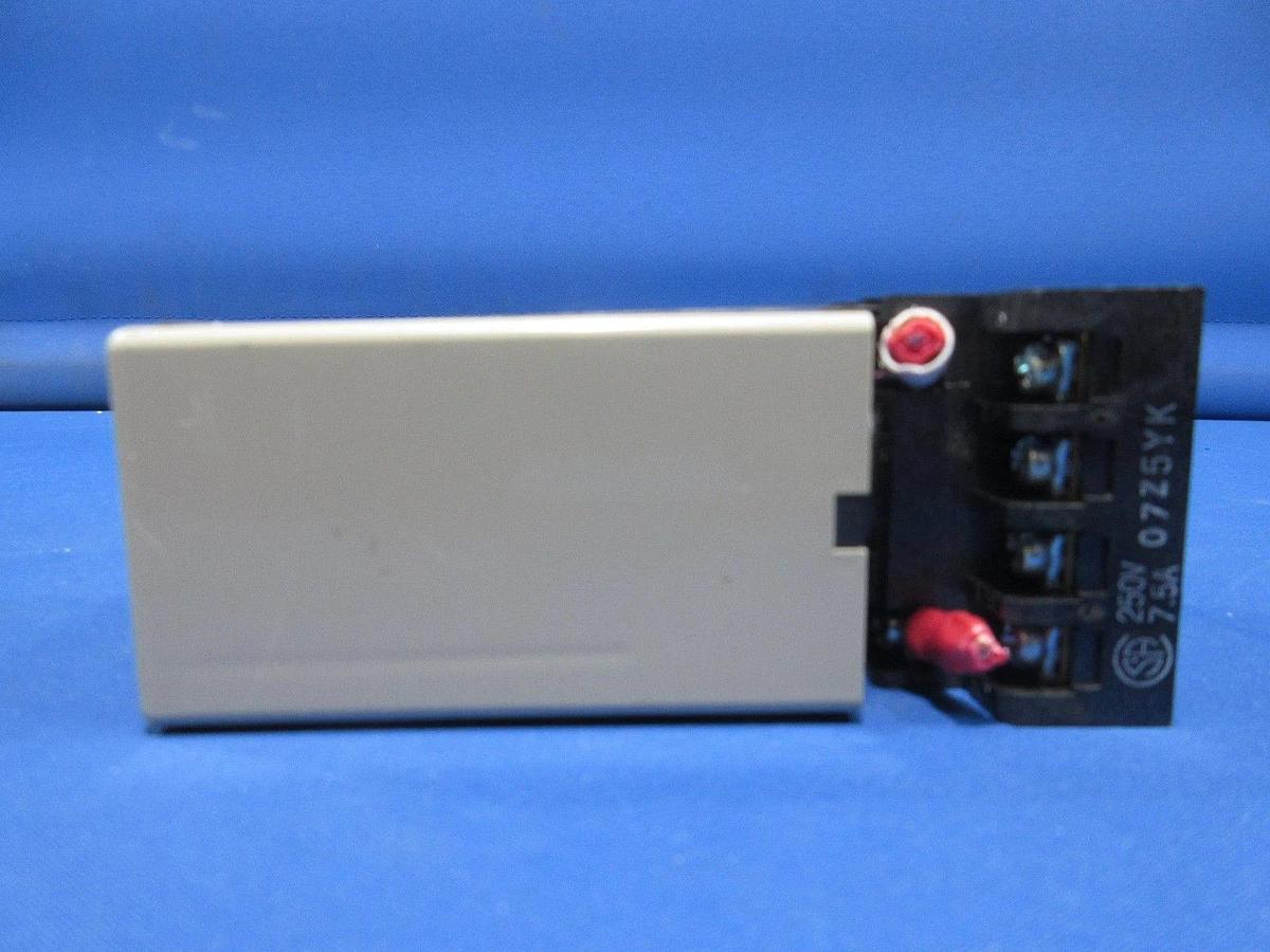 Used Omron 61F-GPN-V50 Water Leak Detector Lot of 7 Zestone DD-1203V Used Working