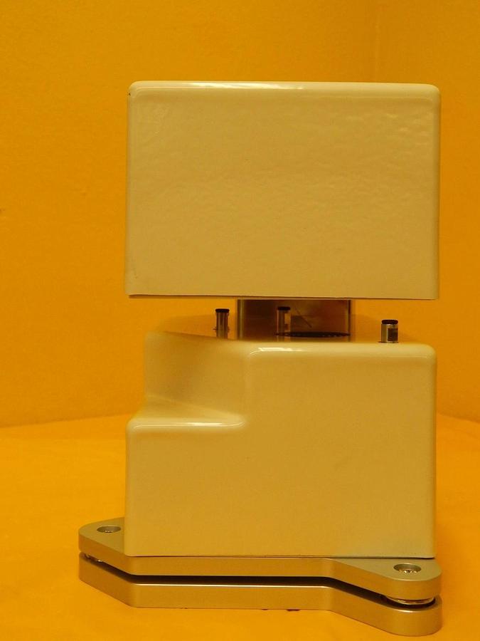Used Brooks Automation 002-7391-08 200mm Wafer Prealigner FEI CLM-3D Working