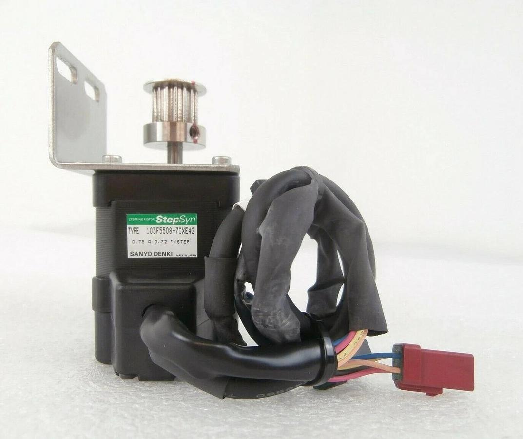 Used Sanyo Denki 103F5508-70XE42 Stepping Motor StepSyn Set of 2 TEL Lithius Working