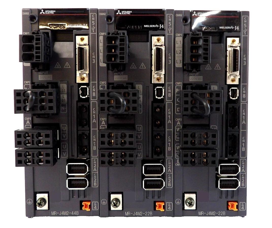 Used Mitsubishi Electric MR-J4W2-22B AC Servo Amplifier MELSERVO-J4 Lot of 3 Working