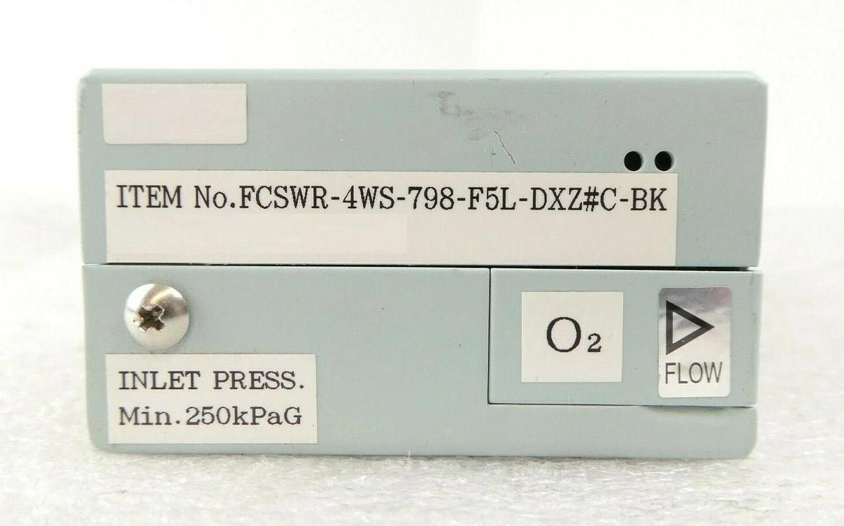 Used Fujikin FCSWR-4WS-798-F5L-DXZ#C-BK Flow Control System FCS-WR O2 TEL Trias Spare