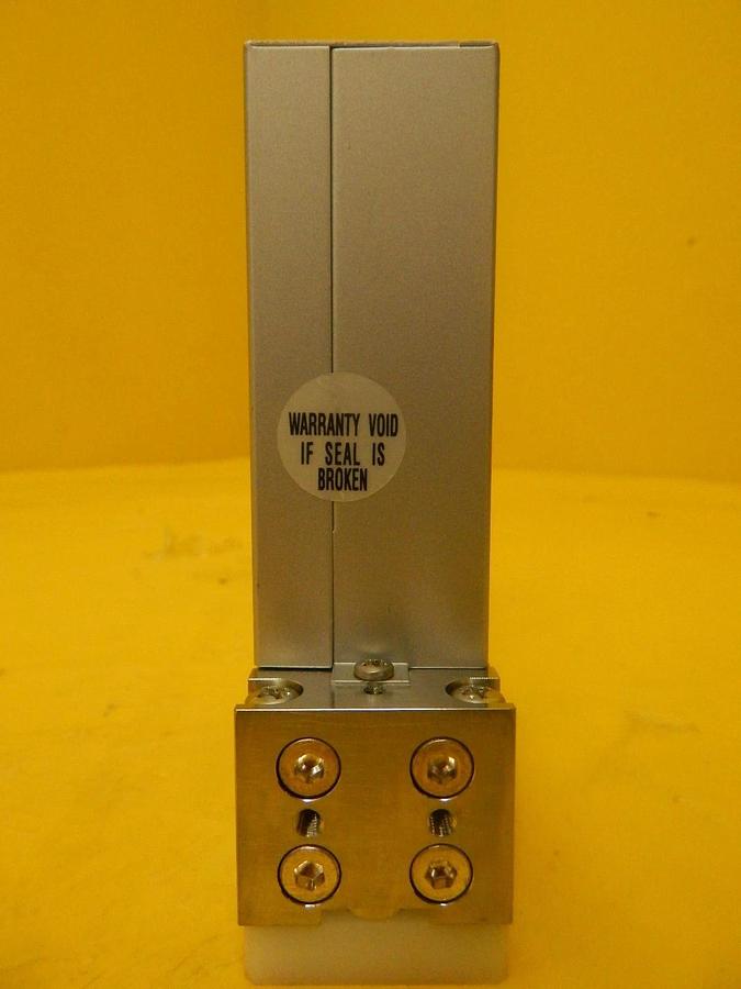 Used Aera FC-D985CT-BH Mass Flow Controller FC-D985c 200 CCM SF6 Used Working