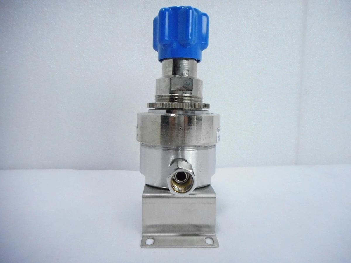 Used Parker 45200332EV Manual Regulator Valve SQ420E100W2PFSFM448PMEV Used Working