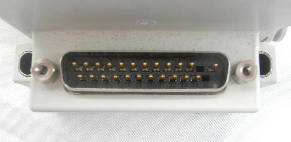 Used SMC 22-Port Manifold VQ1100-51 Hitachi M-712E Shallow Trench Etcher Working
