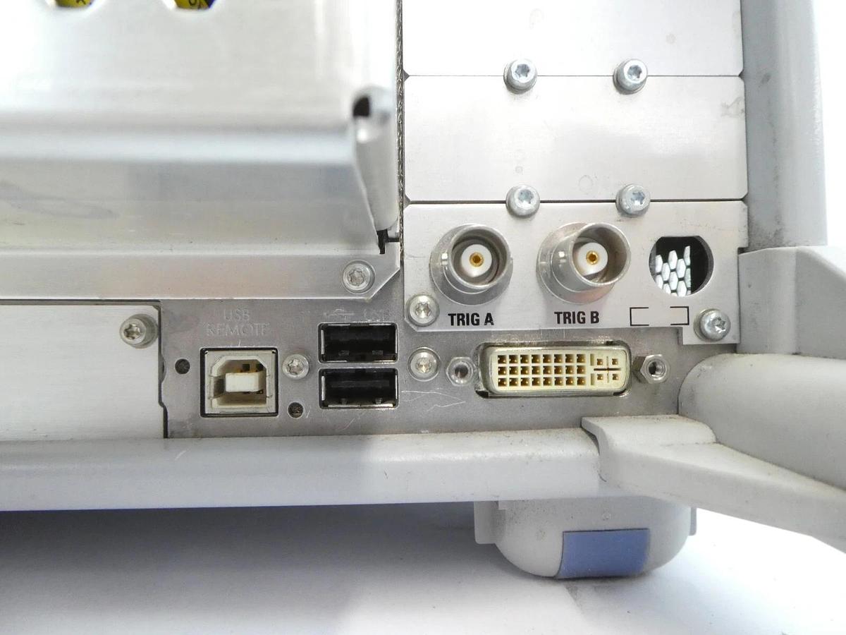 Used Rohde & Schwarz 1201.0002K50 Wideband Radio Tester CMW 500 Working
