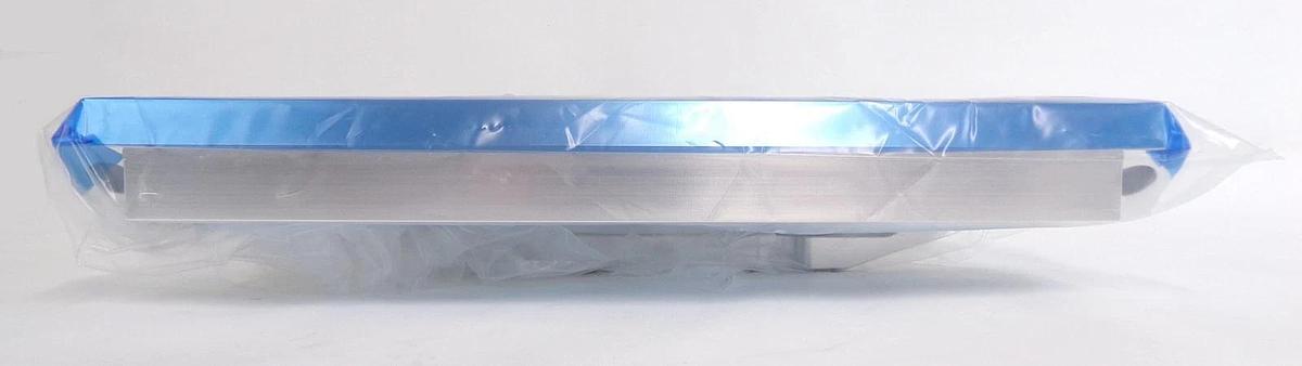 VAT 0340X-CA24-DAB1 300mm Pneumatic Chamber Slit Valve New Surplus