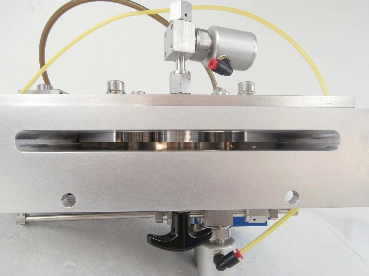 Used Ulvac 1020545-02-AME 200mm Wafer Heating Assembly Enviro II RF Strip Working