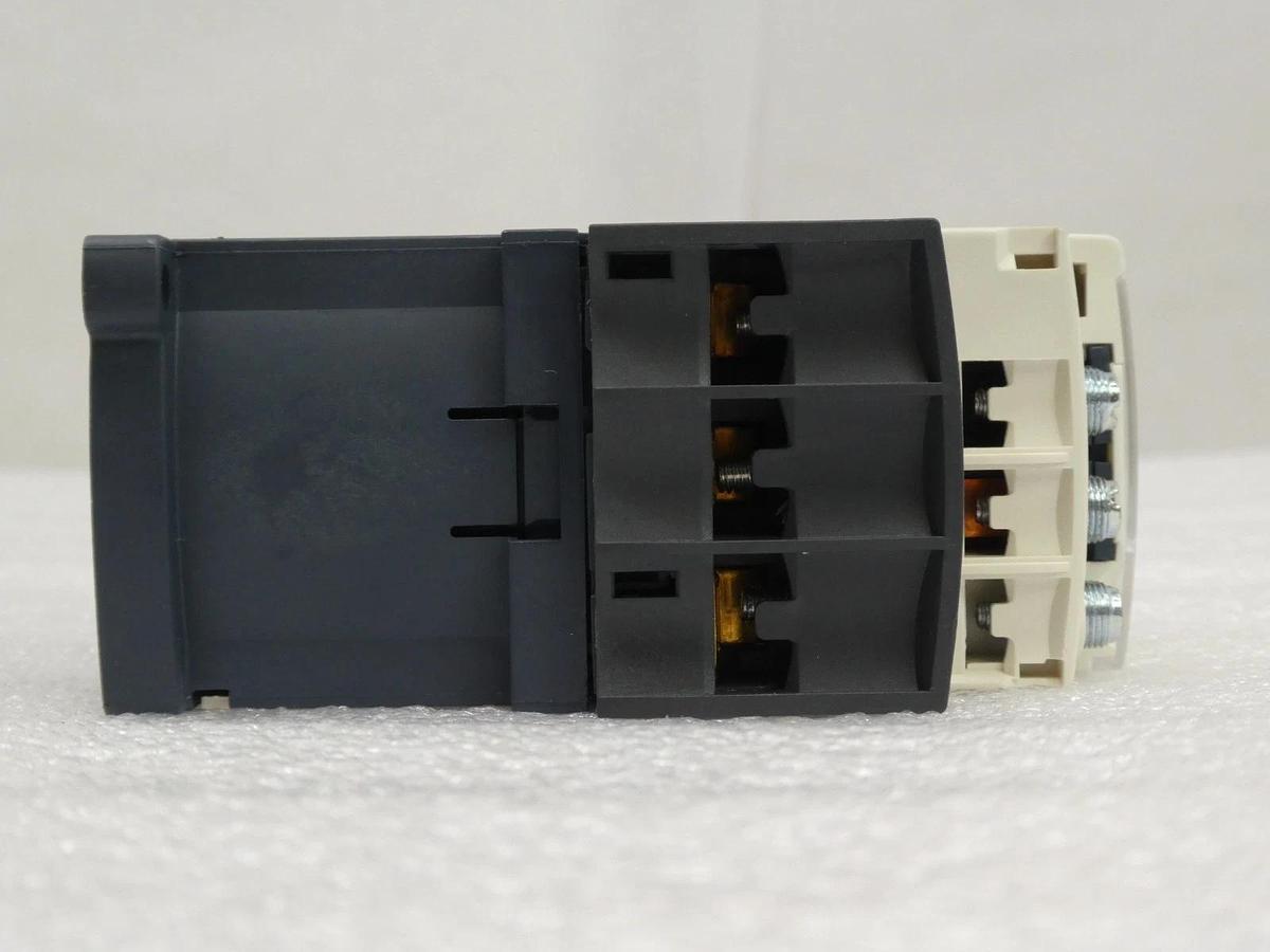 Used Schneider Electric LC1D326BD Contactor TeSys LAD4TBDL Reseller Lot of 5 Used