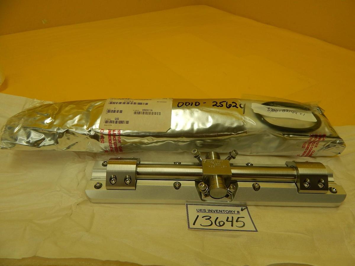 Used AMAT Applied Materials 0010-25624 300mm Slit Valve Assembly 3700-02144 Used