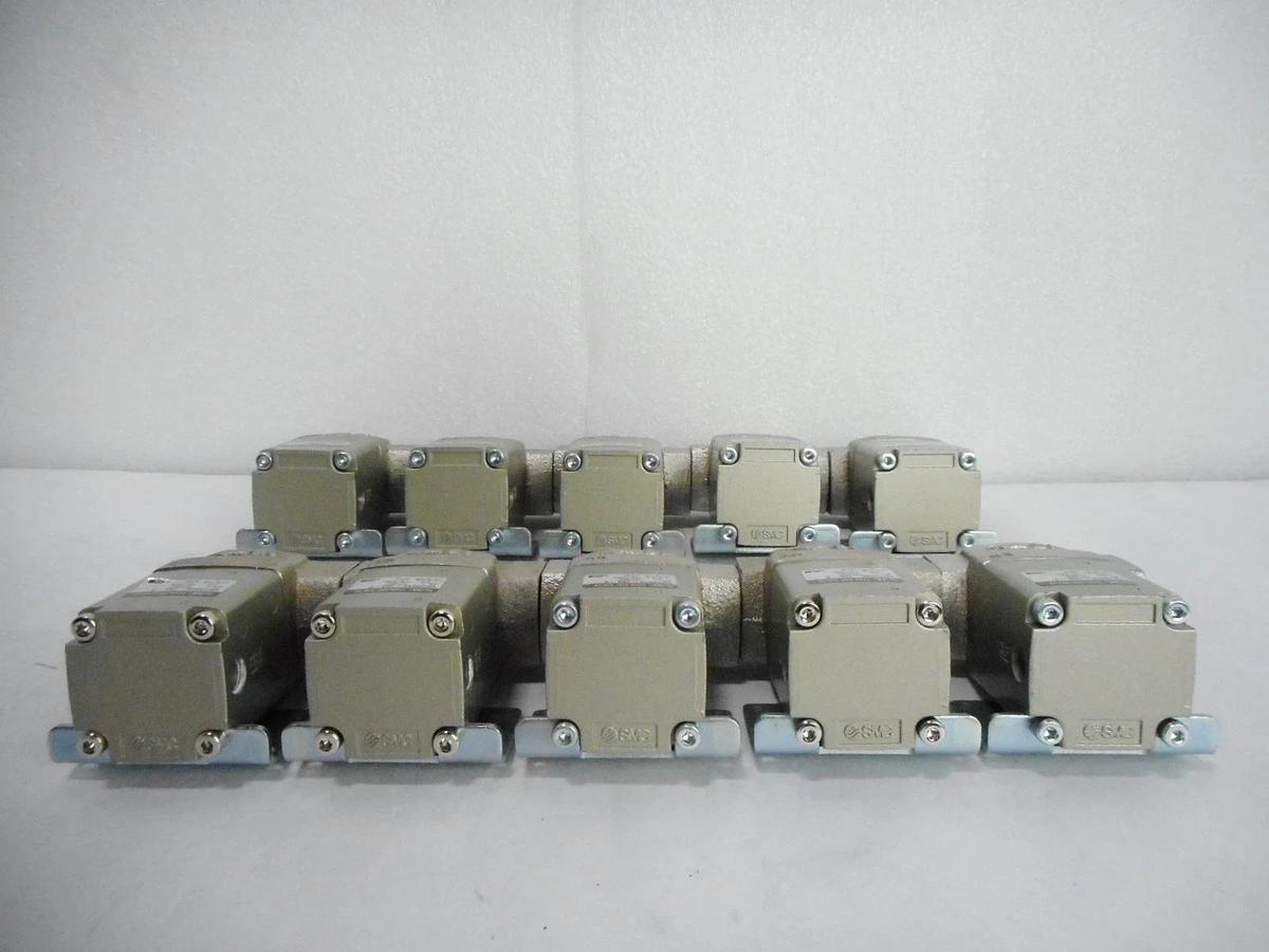 SMC VNC204A-10A-B Coolant Valve Reseller Lot of 10 New