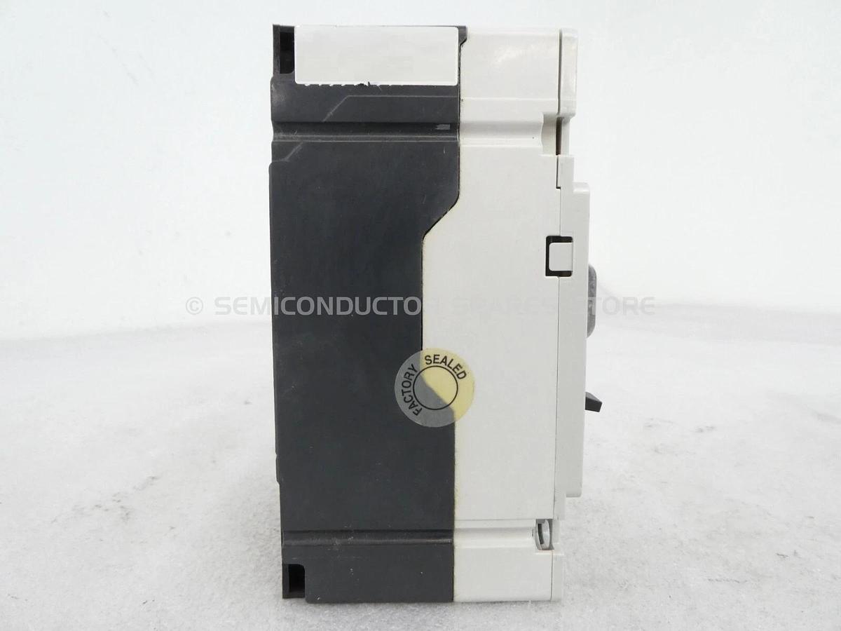 Used Eaton E125B Circuit Breaker Lot of 4 EGB2040FFG EGB3030FFG EGB3060FFG Working