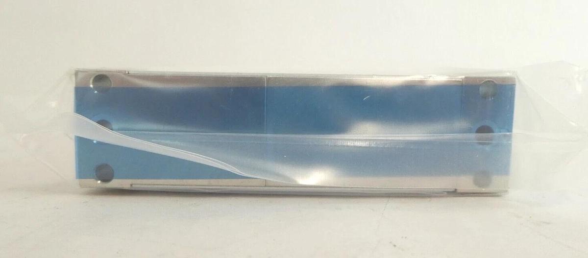 Fujikin FCSP7310DW2-T5-4CC2-FILE/HF-H3D12 Mass Flow Controller MFC New Surplus