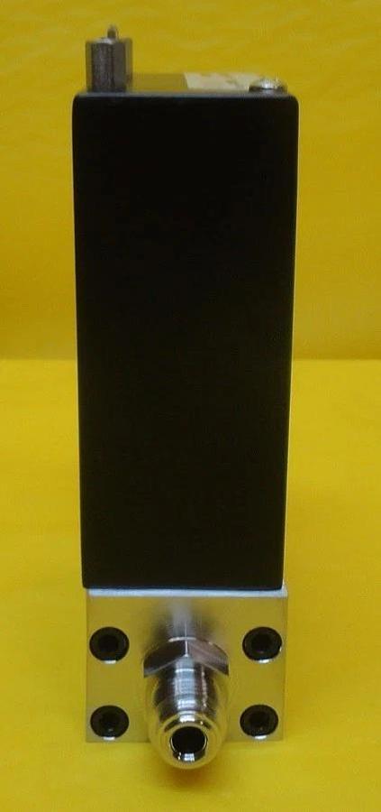 Used Mykrolis FC-2960MEP5 Mass Flow Controller MFC 2900 Series 500 SCCM N2 Used