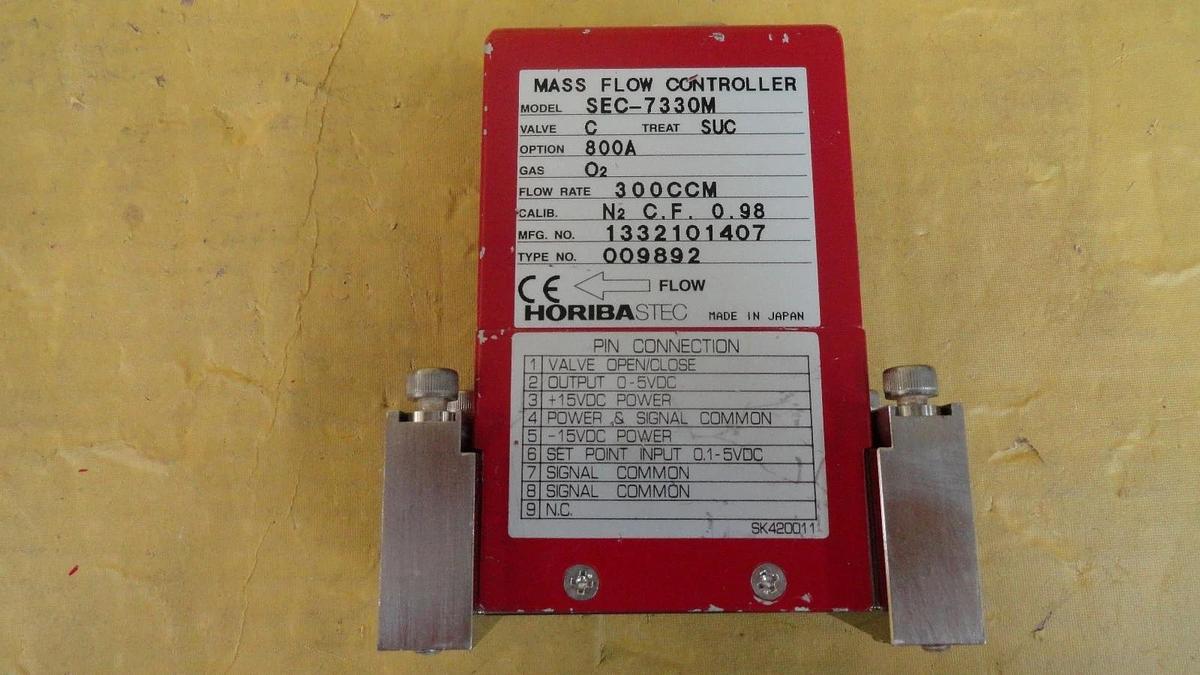 Used STEC SEC-7330M Mass Flow Controller SEC-7330 300 SCCM O2 Used