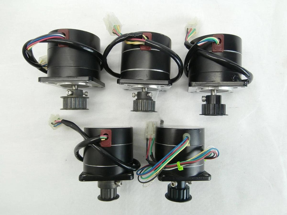 Used Oriental Motor PH266-01 Stepping Motor VEXTA Step Reseller Lot of 5 Used