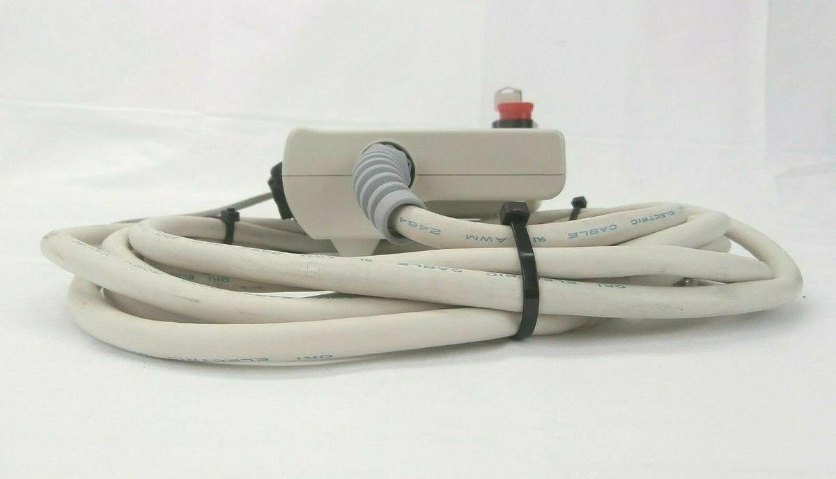 Used Mitsubishi P8TB-TE Industrial Robot Teaching Pendant BKO-FA0517H01 Working