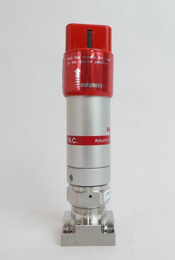 Used Fujikin 3870-04730 Hybrid Diaphragm Valve Reseller Lot of 76 Working Surplus