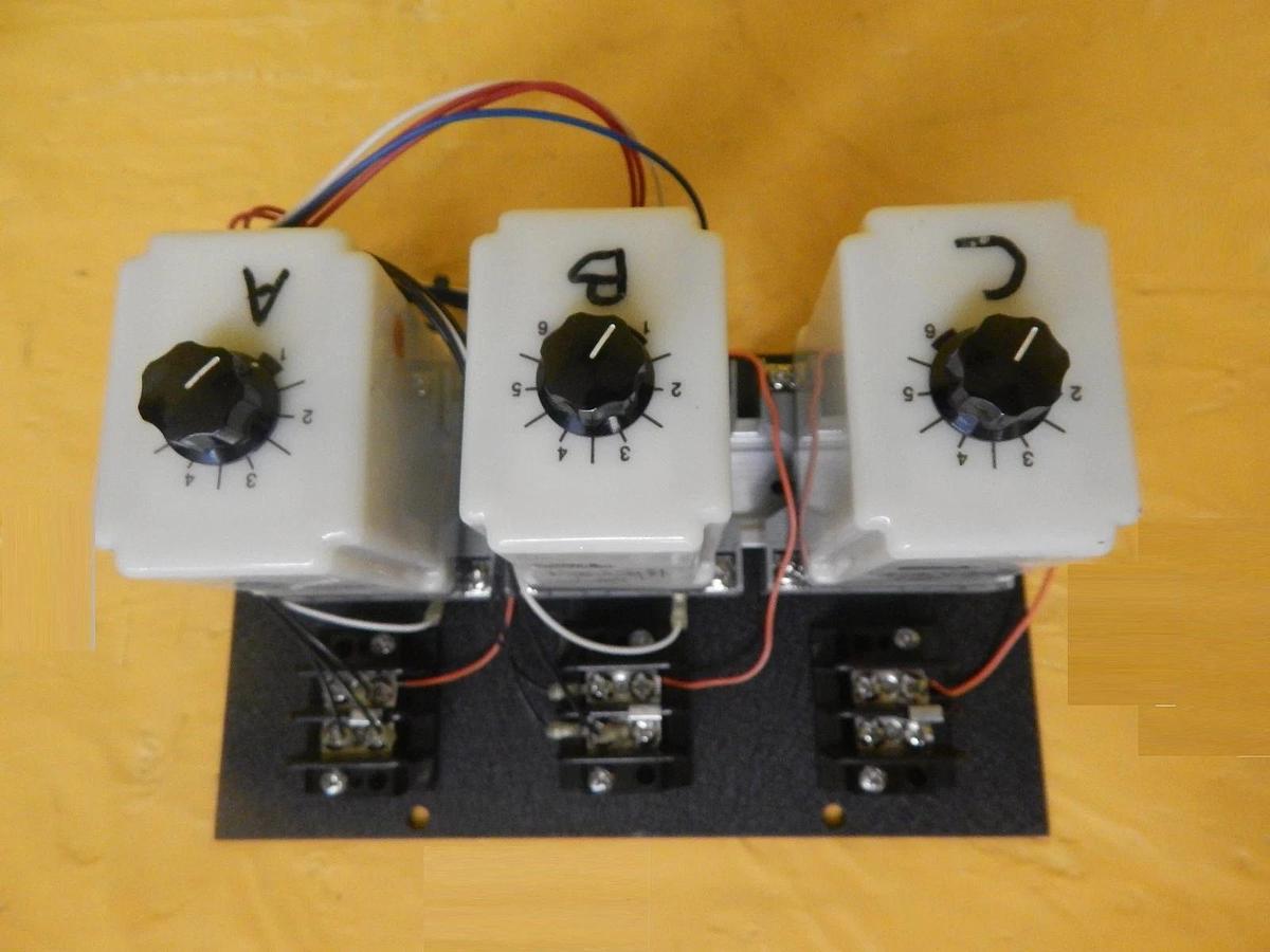 Used AMAT Applied Materials 0226-48119 Time Delay Panel Precision 5000 P5000 Used