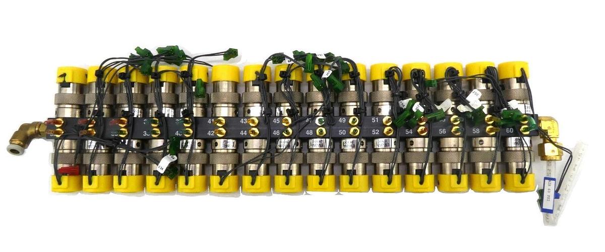 Used AMAT Applied Materials 0190-13071 30 Station EV Valve P5000 Manifold Working