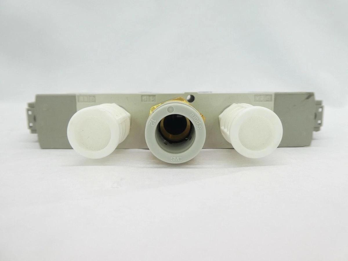 Used SMC SY9220-5MOZ-03-X34 Solenoid Valve SY9000 Lot of 6 Working Surplus