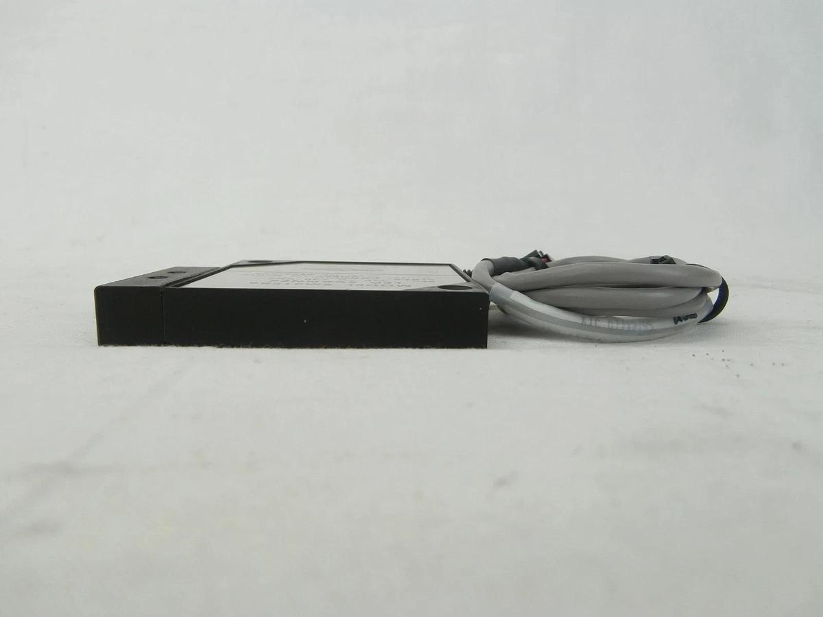 Used Banner SM51RB6 LED Scanner R/H Emitter KLA Instruments 750-657649-02 2132 Used