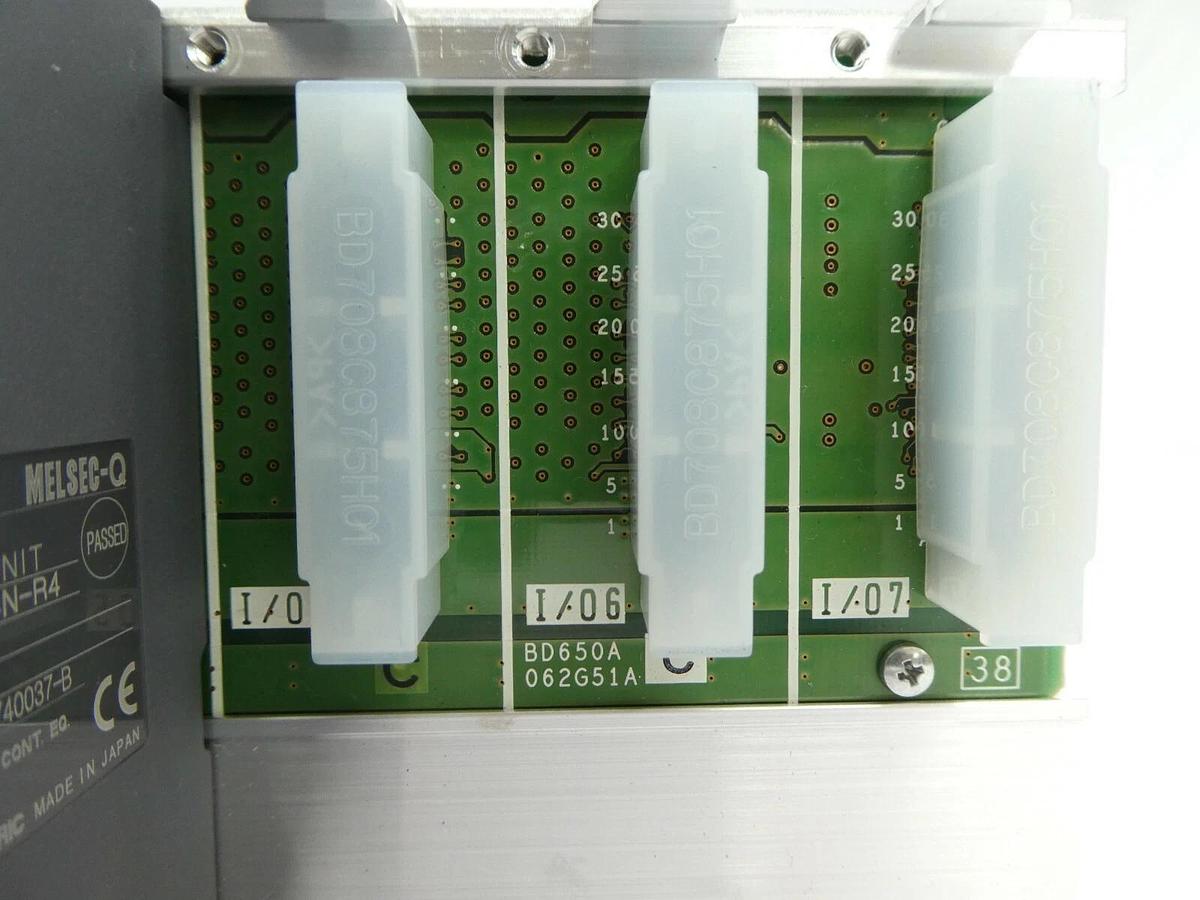 Used Mitsubishi MELSEC-Q PLC Control Assembly Q02HCPU Q63P QX42 QY42P Q64AD Q62DAN