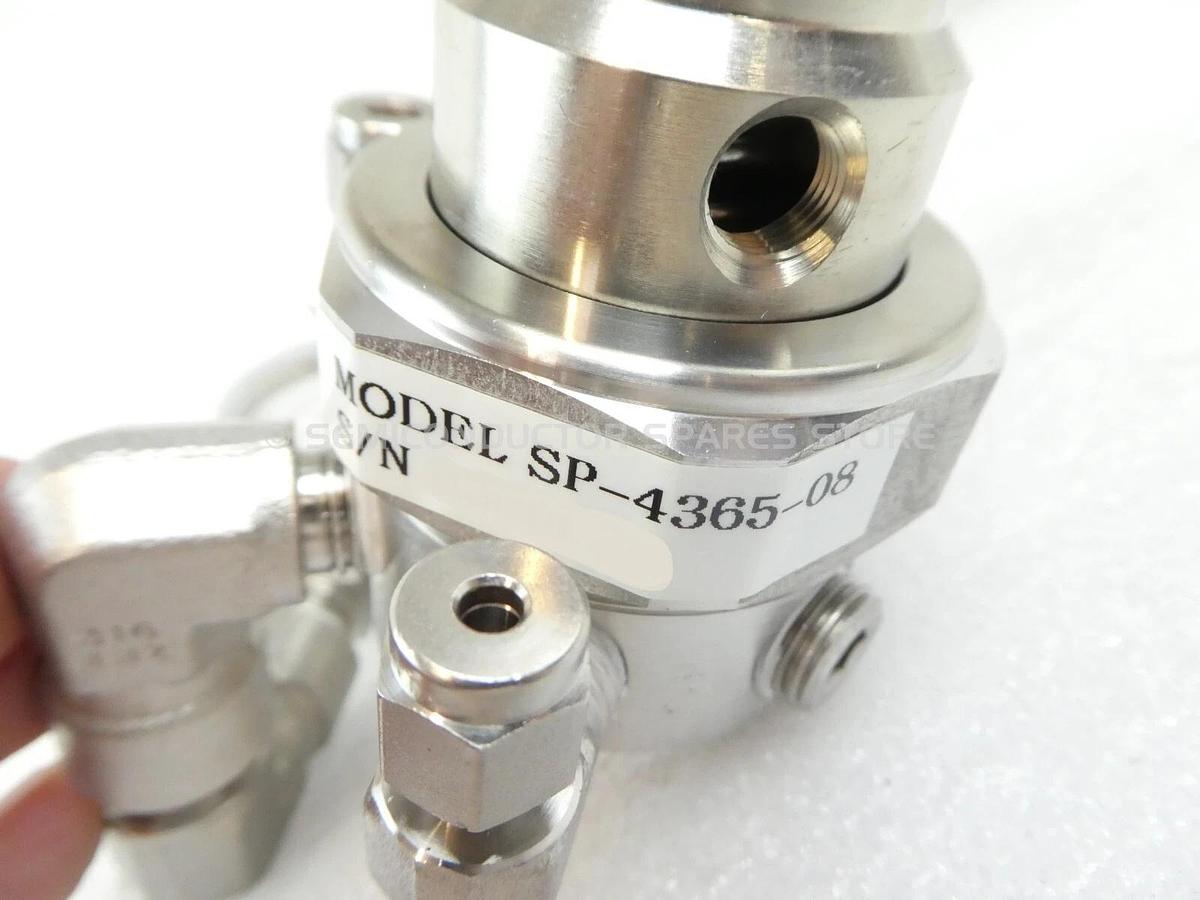 Matheson MREG-0983-XX High Purity Regulator Varian 108408001 Lot of 3 New Spare
