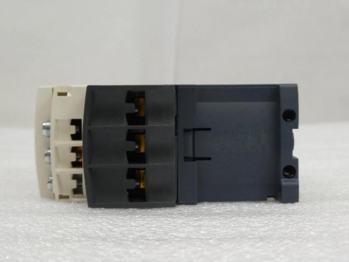 Used Schneider Electric LC1D326BD Contactor TeSys LAD4TBDL Reseller Lot of 5 Used