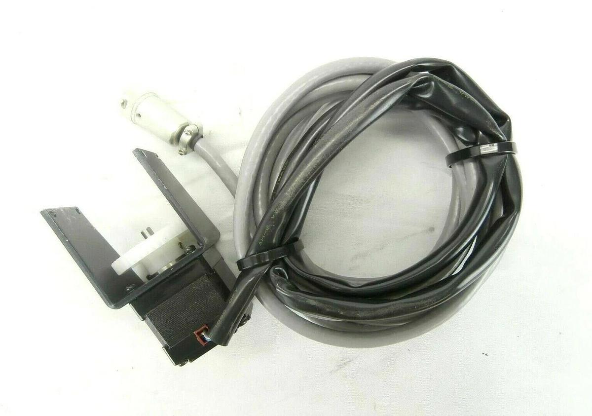 Used Oriental Motor UPX534M-A 5-Phase Stepping Motor VEXTA JEOL JWS-7555S SEM Working