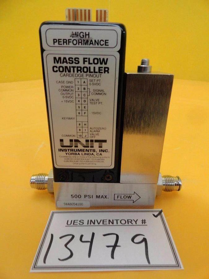 Used UNIT Instruments UFC-1100A Mass Flow Controller 200 SCCM HC1 Used Working