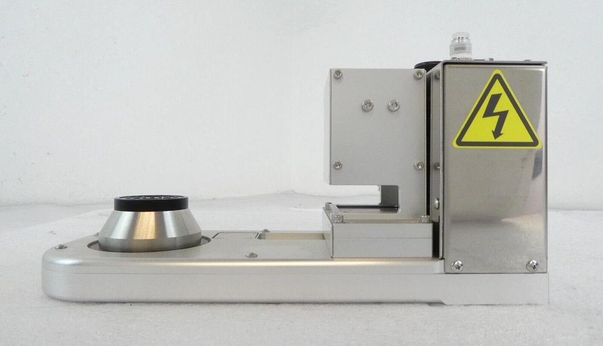 Used Yaskawa Electric XU-ACP4860 300mm Wafer Prealigner AMAT 0190-14752 Working