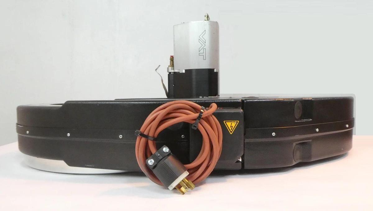 Used VAT Unmarked Pendulum Control & Isolation Gate Valve Series 650 Working