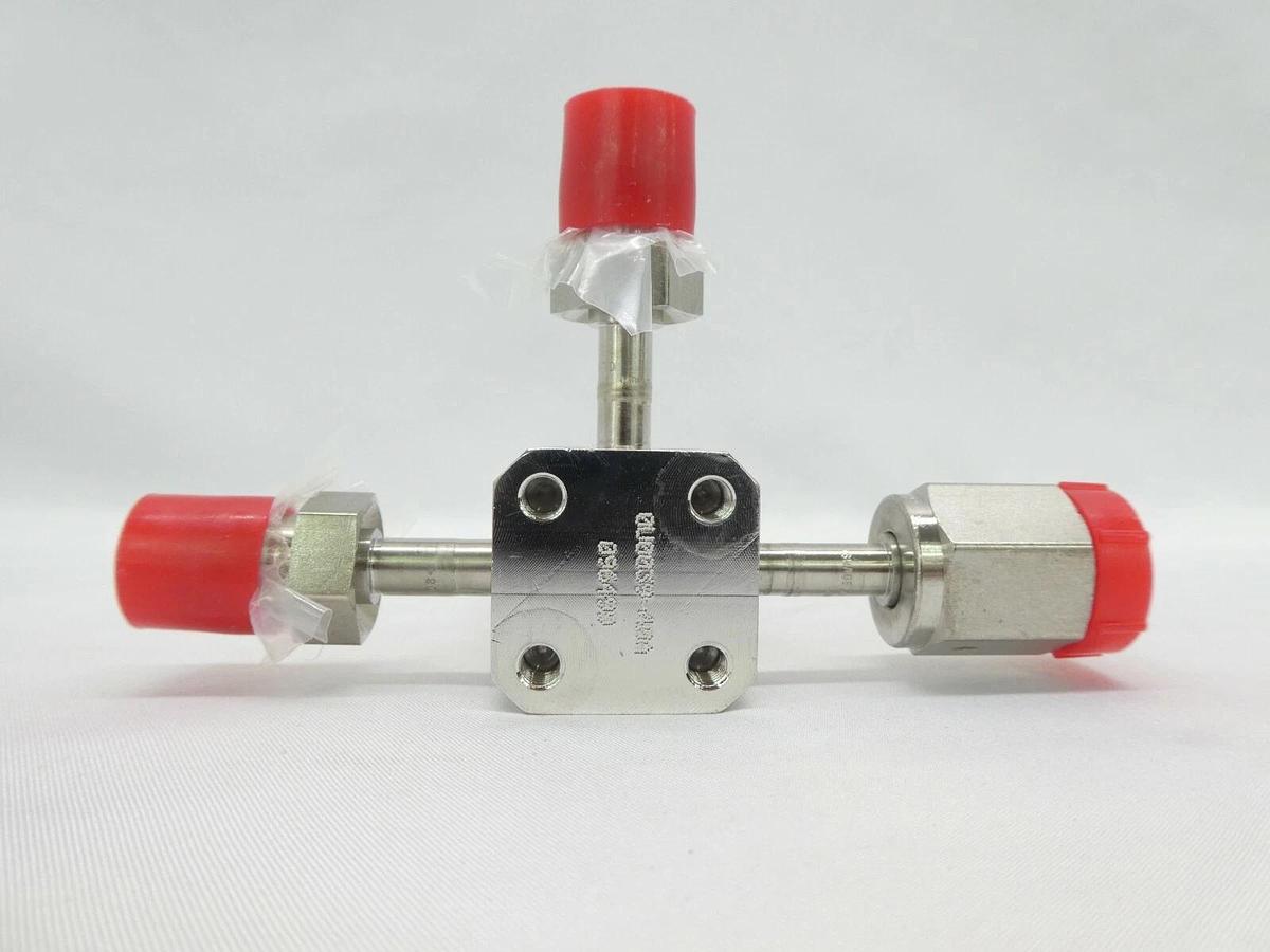 Parker Veriflo 06-05725 Diaphragm Valve 945AOPLPNCS5415 Novellus 60-132184-02