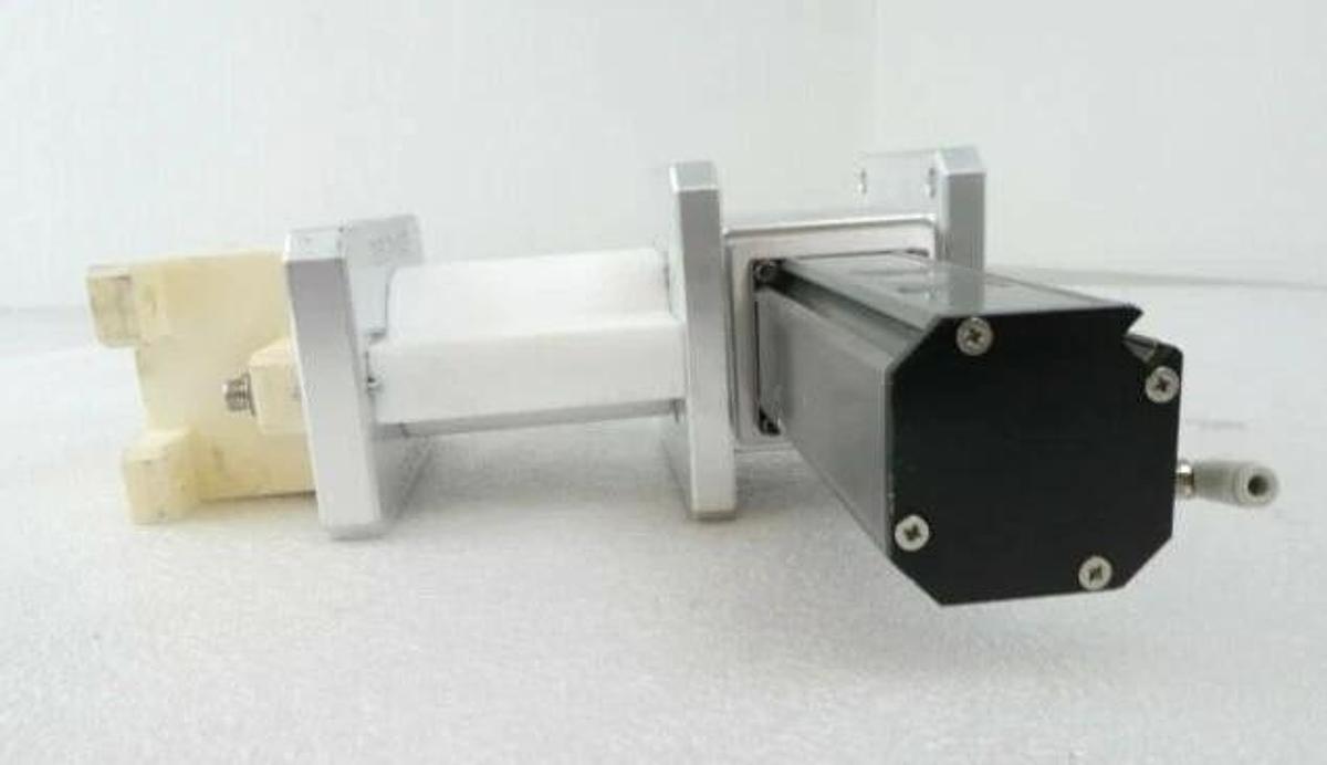 Used VAT 25128-EA24-ADG1 HV Inline Valve Assembly AMAT 0200-21946 Working Surplus
