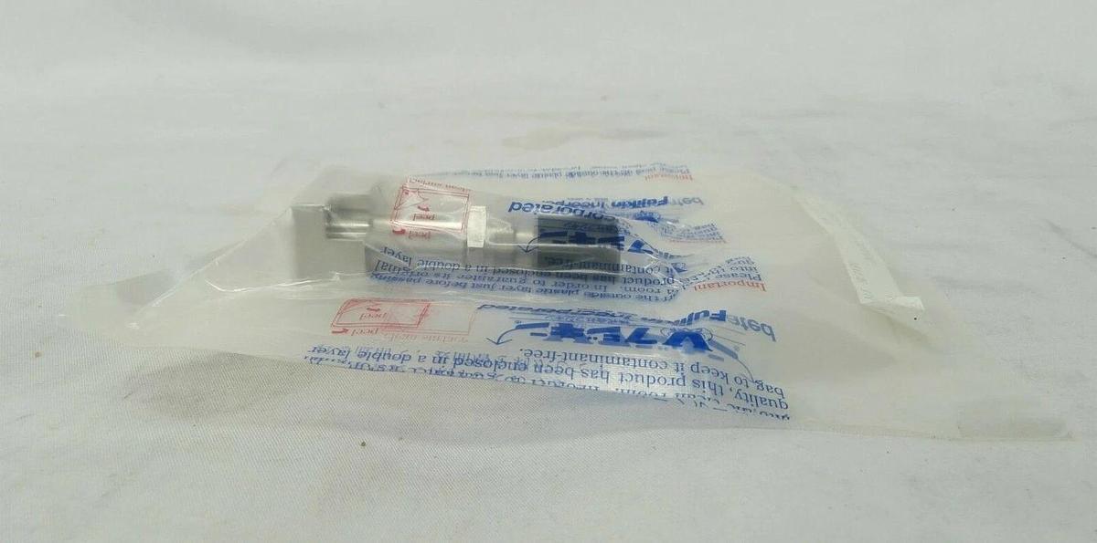 Fujikin FUSDBCL-21-6.35UGC Diaphragm Soft-Seal Valve Reseller Lot of 2 New