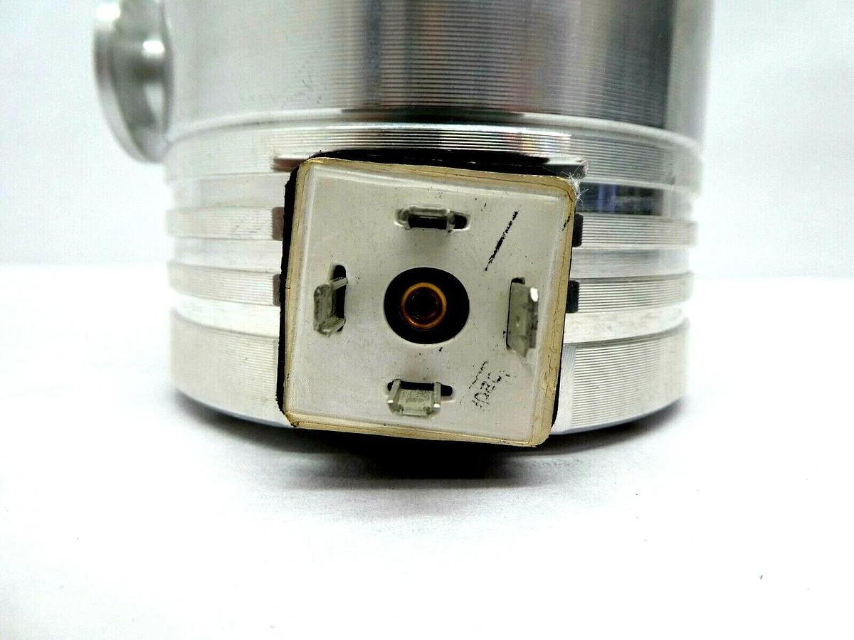 Used TURBOVAC 50 D2 Leybold Vacuum 856 61 Turbomolecular Pump Turbo Working