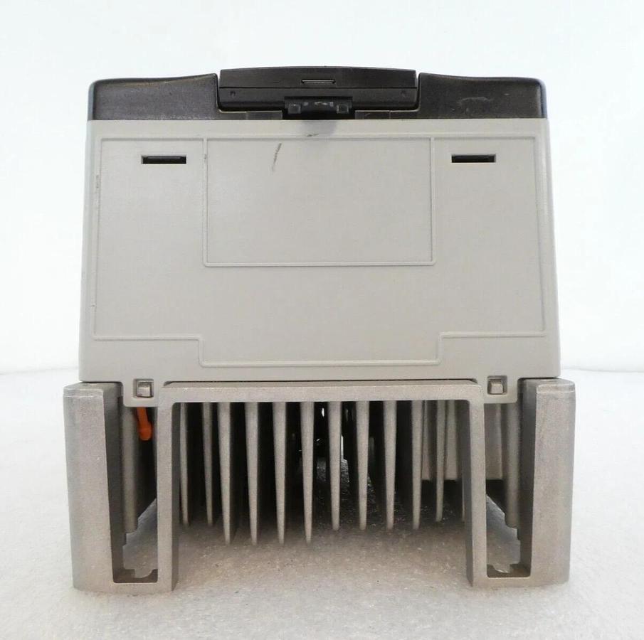 Used AB Allen-Bradley 20AB9P6A0AYNANC0 AC Drive PowerFlex 70 AMAT 0190-43109 Surplus