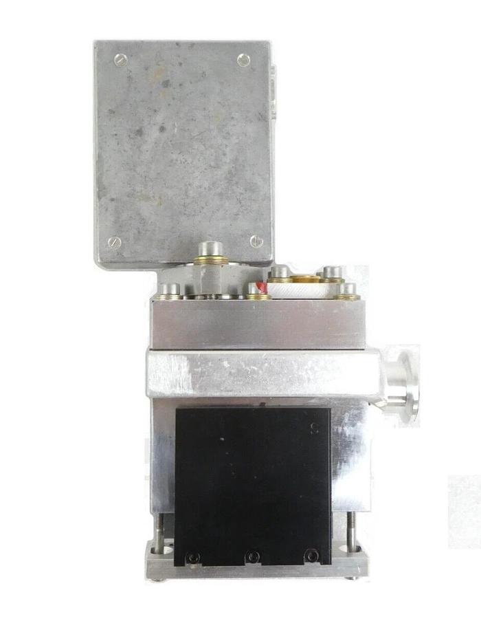 Used Alcatel Adixen 104436 Mass Spectrometry Analyzer Cell and 072494 VHS Amp Working