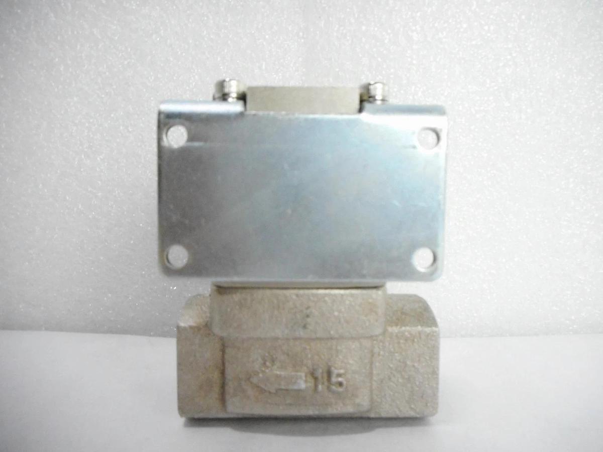 SMC VNC204A-10A-B Coolant Valve Reseller Lot of 10 New