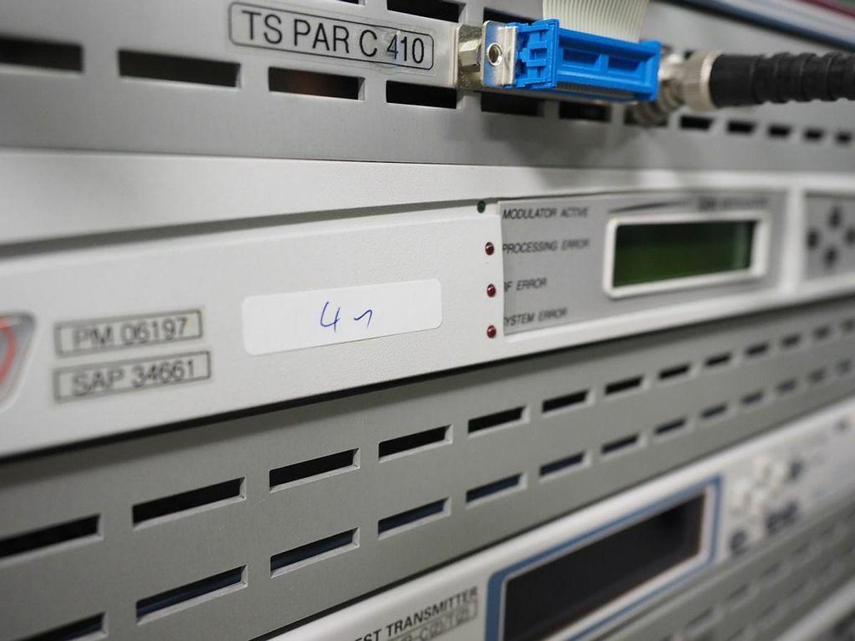 Used HP Hewlett-Packard 89441V VSB/QAM Vector Signal Analyzer (IF) AY9UFGUG7VID As-Is