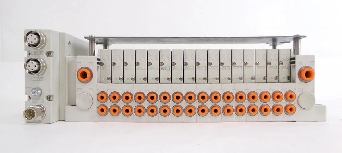Used SMC SS5Y3-DUQ00526 16-Port Ethercat Pneumatic Manifold Lot of 2 Working