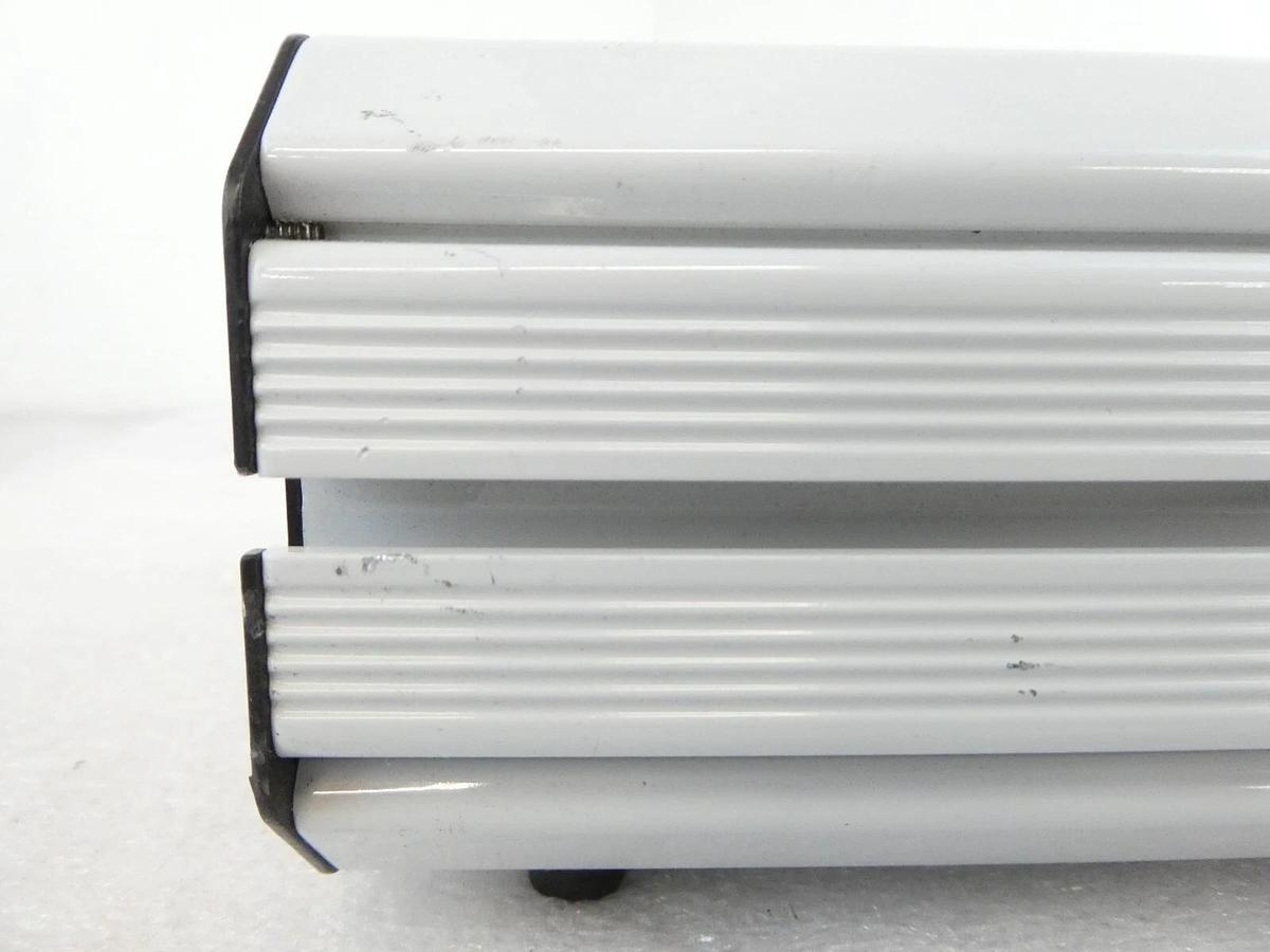 Used ThorLabs OSL1-EC High Intensity Fiber Illuminator with 36" Optic Cable Working