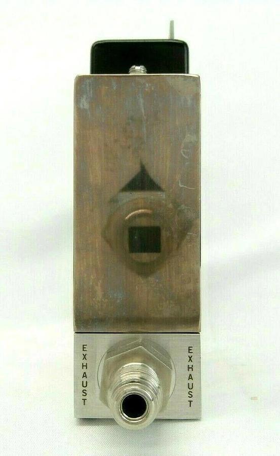Used UNIT Instruments UFC-1100 Mass Flow Controller MFC AMAT 3030-01058 Working Spare